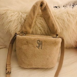 Steve Madden BVANI Faux Fur Bag